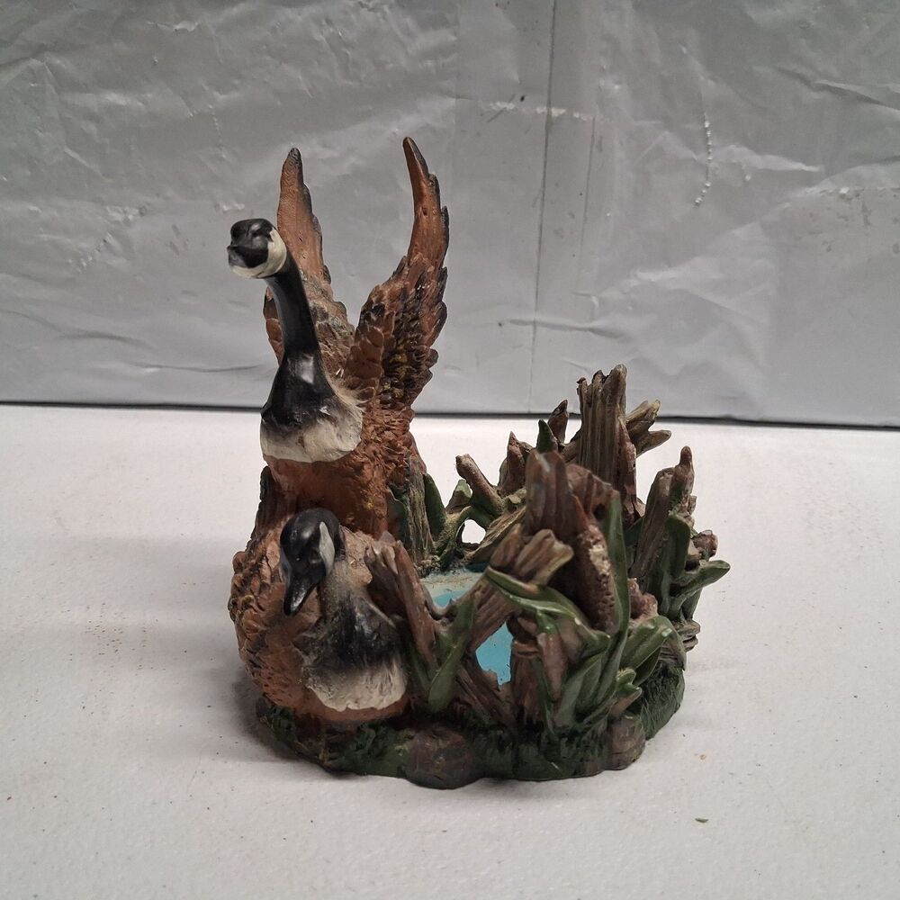 Vintage Innovation Giftware Corp. Misty Morning Geese On Pond Candle Holder